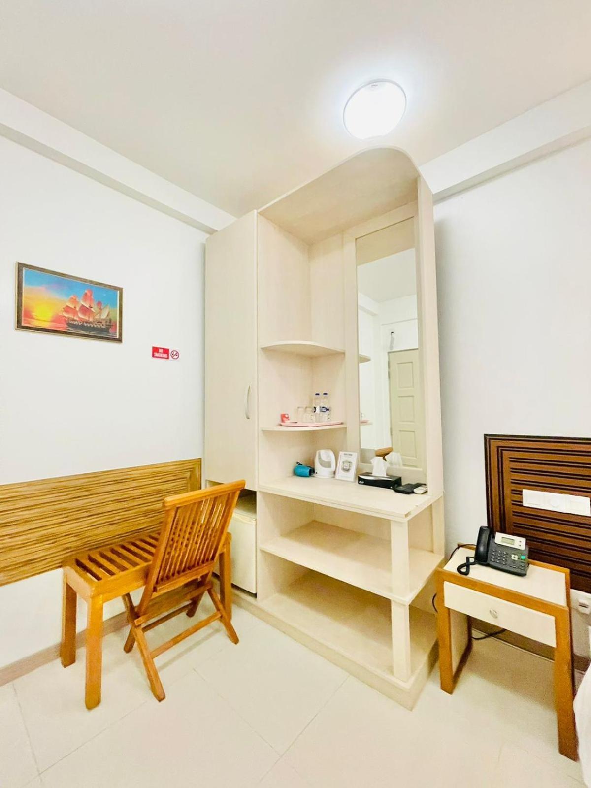 Hs Miracle Grand Hotel Hulhumalé Buitenkant foto
