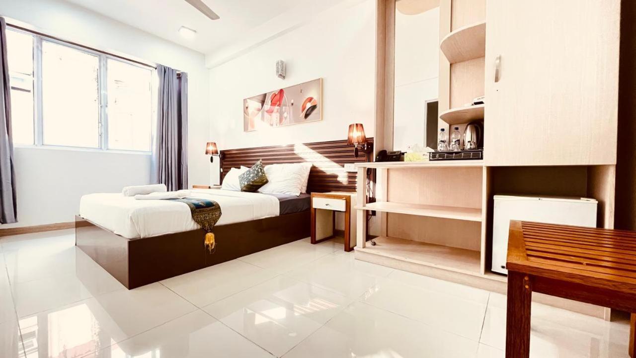 Hs Miracle Grand Hotel Hulhumalé Buitenkant foto